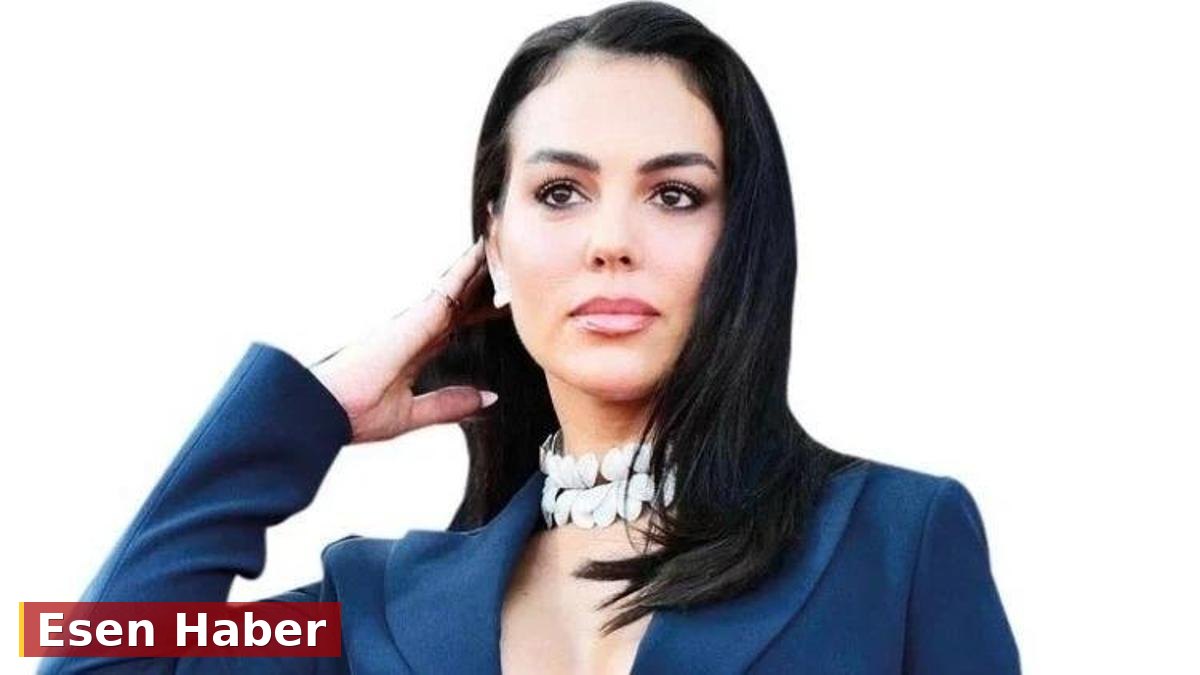 Ronaldo'nun eşi Georgina mücevherleri ile gündemde!