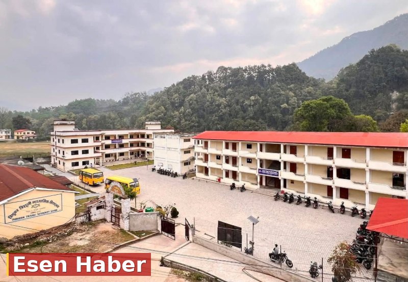 Nepal'deki sellerde yıkılan okulun müdürü, 900 öğrencisinin hayatını nasıl kurtardığını anlattı