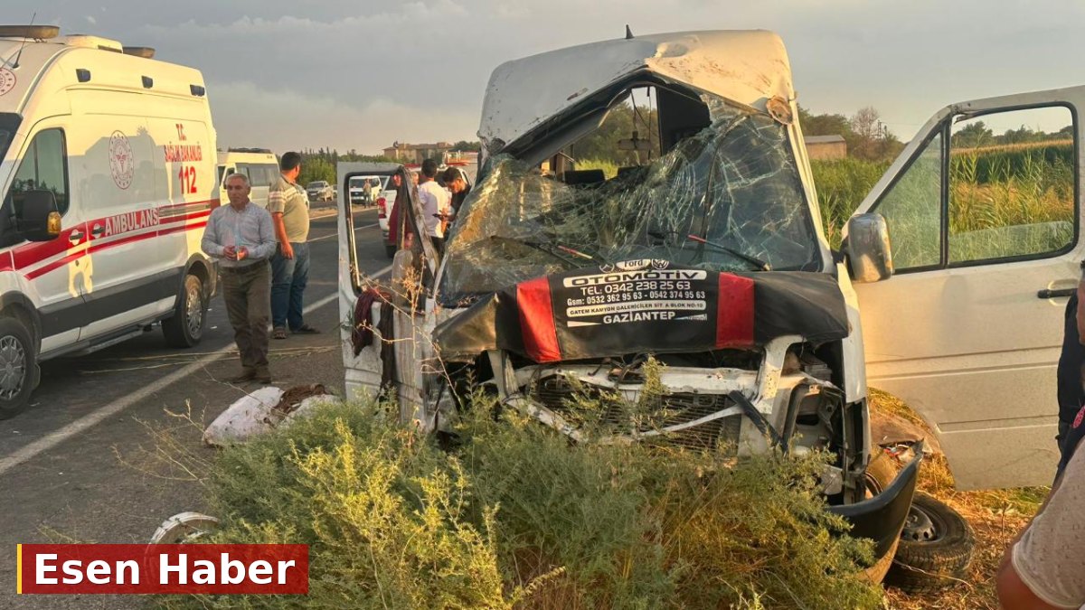 Şanlıurfa'da minibüs tahliye kanalına düştü: 15 yaralı